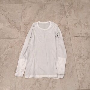 Lululemon workout long sleeve top